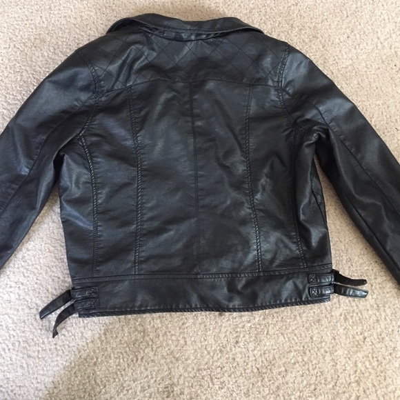Faux leather jacket - Picture 2 of 3