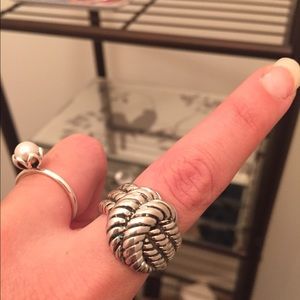 Lia Sophia rope ring