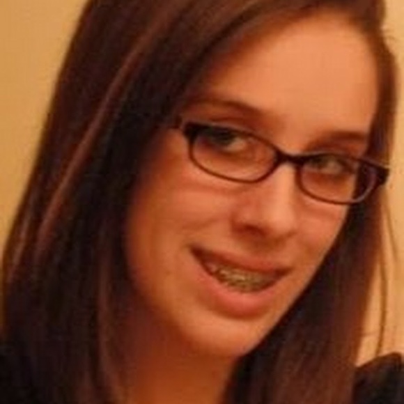 Meet your Posher, Audrey - Picture 1 of 1