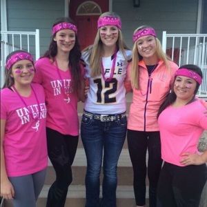 Meet your Posher, Caitlin