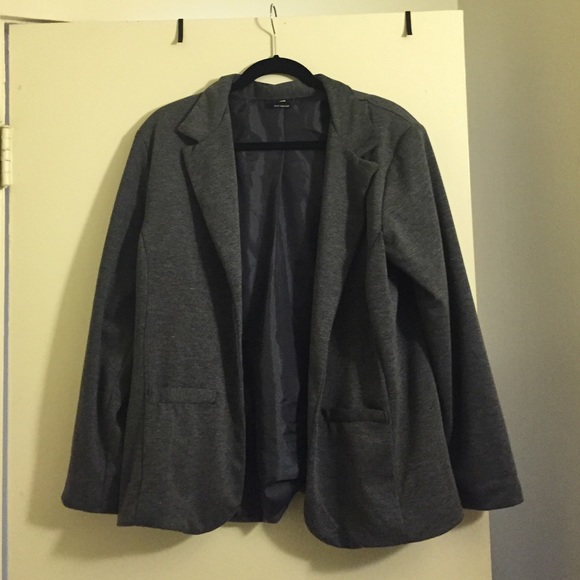 Gray blazer