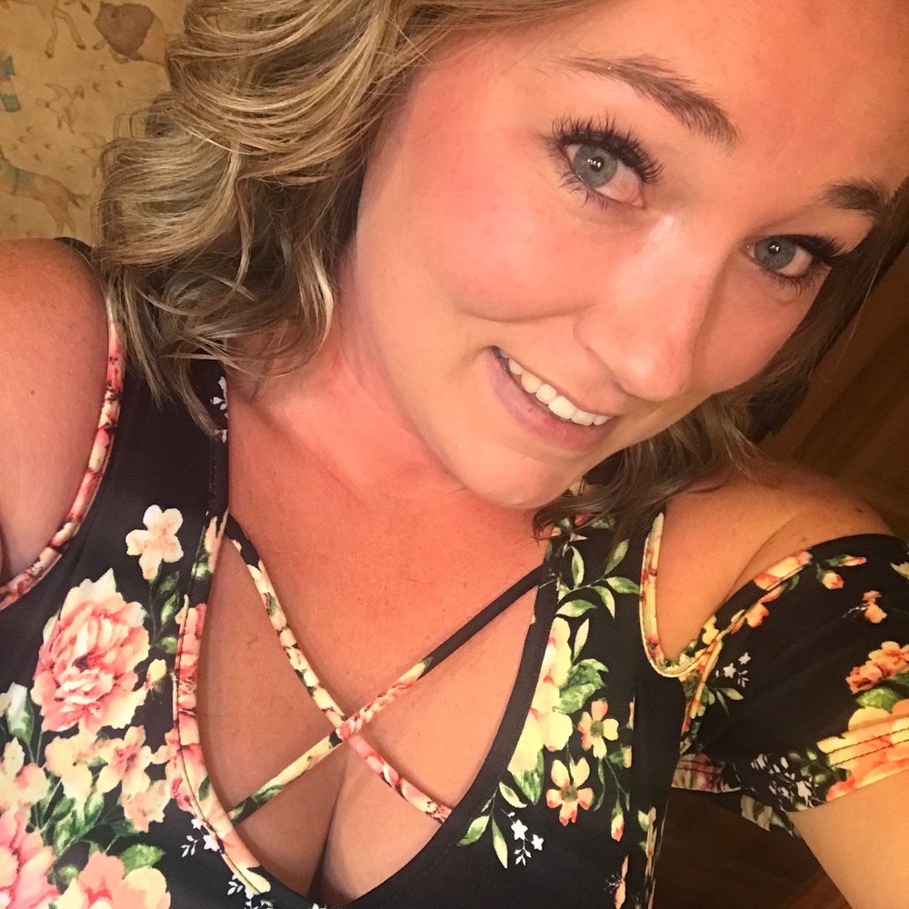 Meet your Posher, Kaci