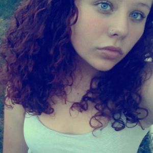 Meet your Posher, Clare