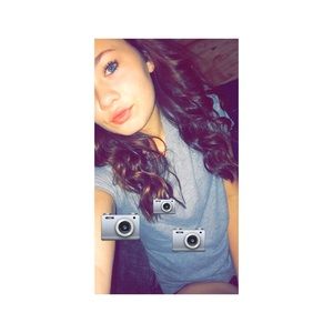 Meet your Posher, Hannah