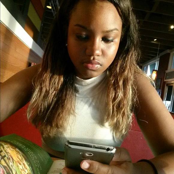 Meet your Posher, Mckenzie