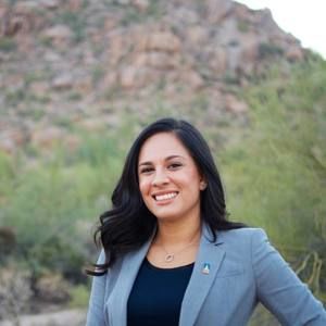 Meet your Posher, Edna