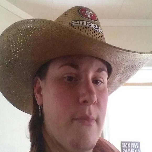 Meet your Posher, Kristy - Picture 1 of 1