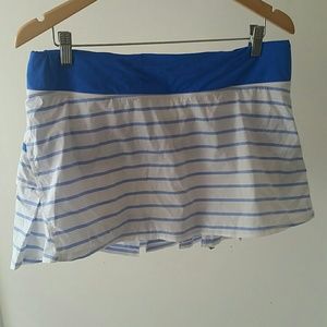 Lululemon blue and white striped running skirt