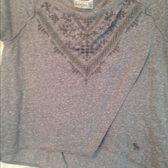 Heather gray tee shirt