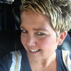 Meet your Posher, Charlene