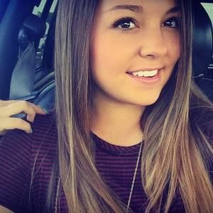 Meet your Posher, Ashleigh