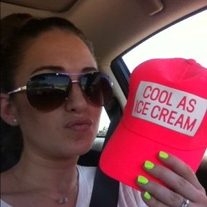 Meet your Posher, Alyssa