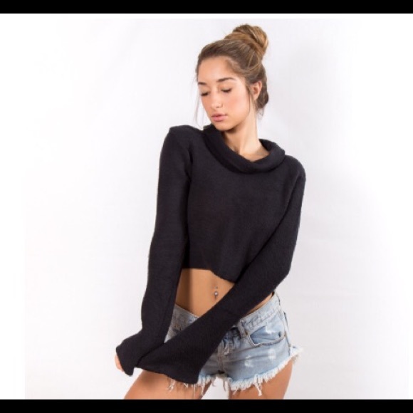 Crop top Sweater