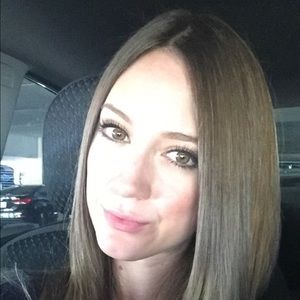 Meet your Posher, Stephanie