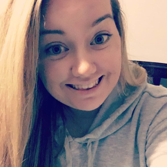 Meet your Posher, Megan - Picture 1 of 1