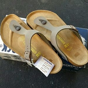 Authentic Birkenstock Gizeh Model size 7