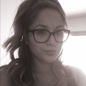 Meet your Posher, Vanessa