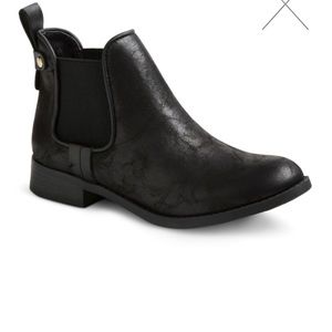 Women‘s Robin Chelsea Ankle Boots