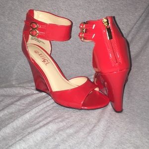 Red wedges
