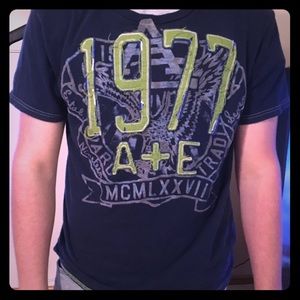 AE American Eagle - T Shirt - Large