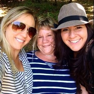 Meet your Posher, Lisa