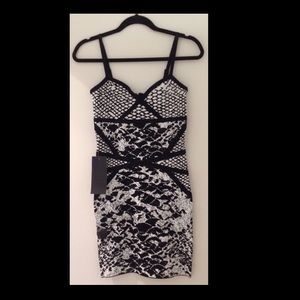 Snake print bandage dress bebe