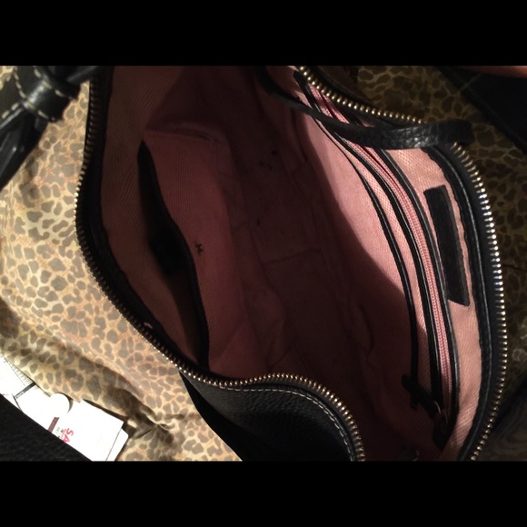 Handbag - Picture 3 of 4