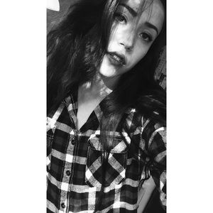 Meet your Posher, Gina