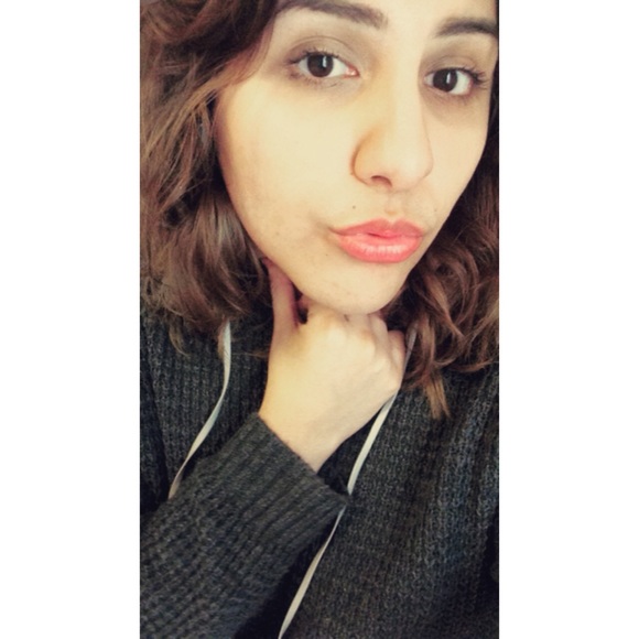 Meet your Posher, Xochil