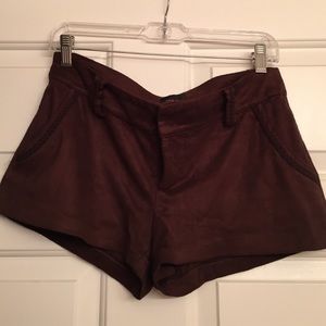 Super hot bebe shorts