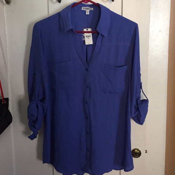Express portfolio button up