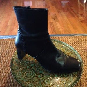 Ankle boots