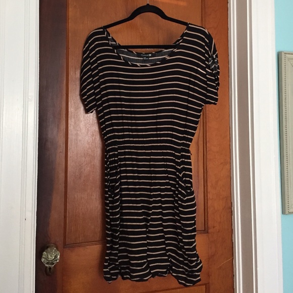 Forever 21 black & beige dress