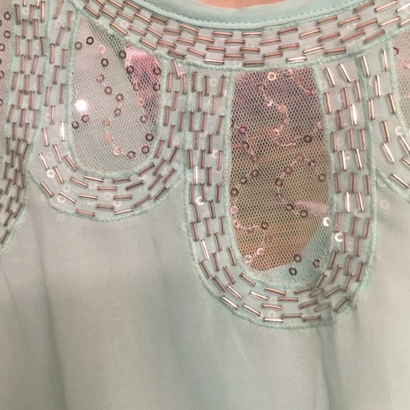 Light Blue Top - Picture 2 of 3