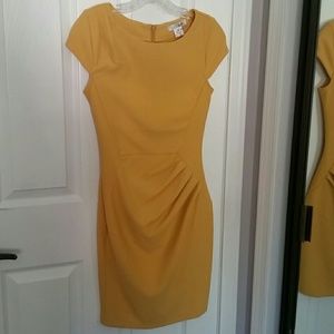 Very flattering dress