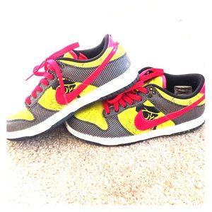 RARE Women's Nike Sneakers