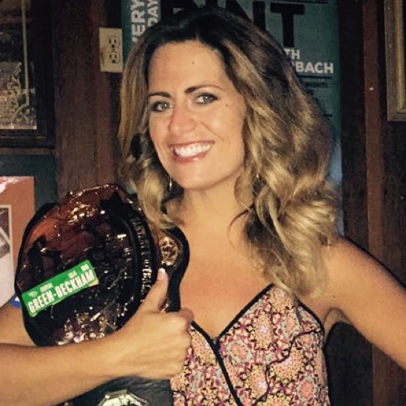 Meet your Posher, Tiffany - Picture 1 of 1