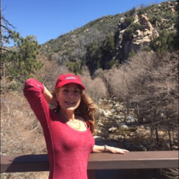 Meet your Posher, Jodi - Picture 2 of 4