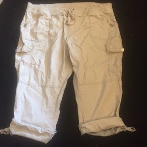 Plus size 24 beige cargo capris
