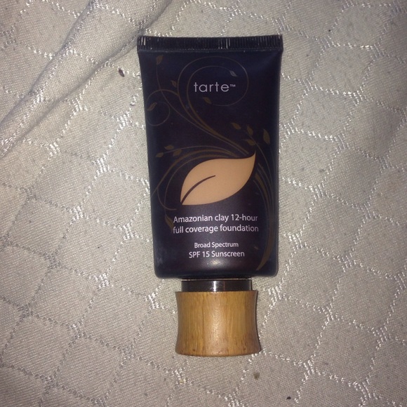 *NEED TO SELL Tarte Amazonian Clay Foundation