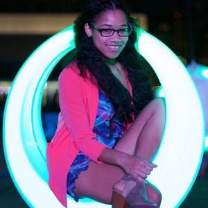 Meet your Posher, Maria