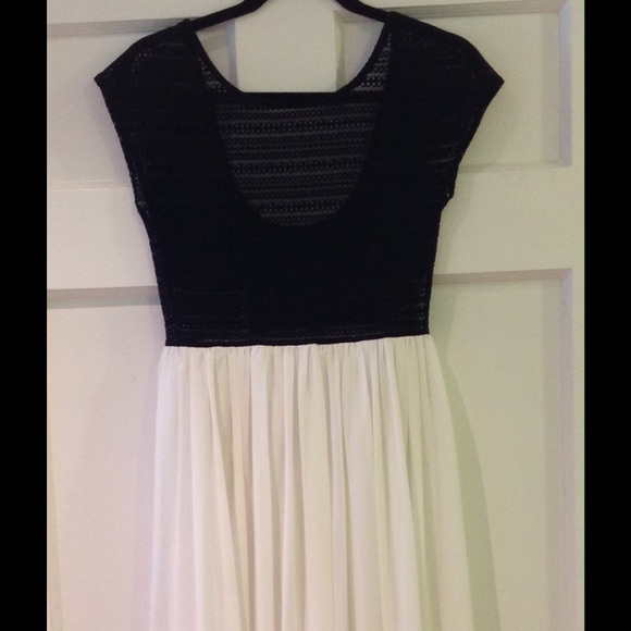 2fer dress with mini skirt liner - Picture 3 of 3