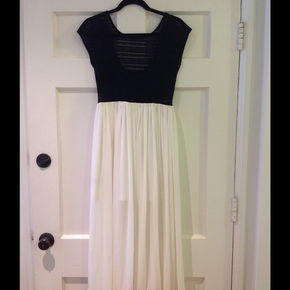 2fer dress with mini skirt liner - Picture 2 of 3