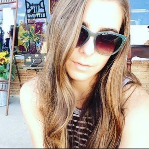 Meet your Posher, Karah