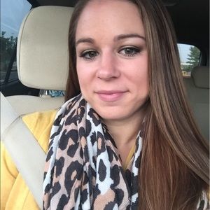 Meet your Posher, Vic