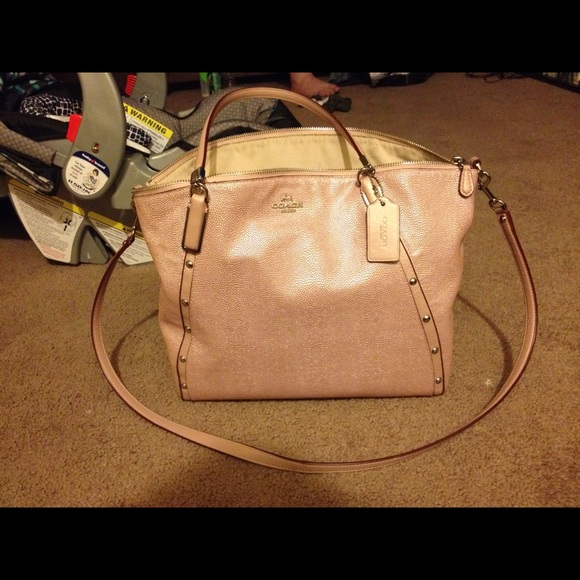 Caviar Leather Coah Purse
