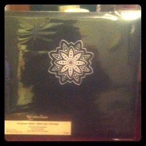 NWt, BRAND NEW SCRAPBOOK ALBUM  KIT