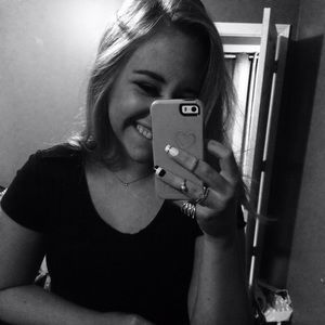 Meet your Posher, Lexi