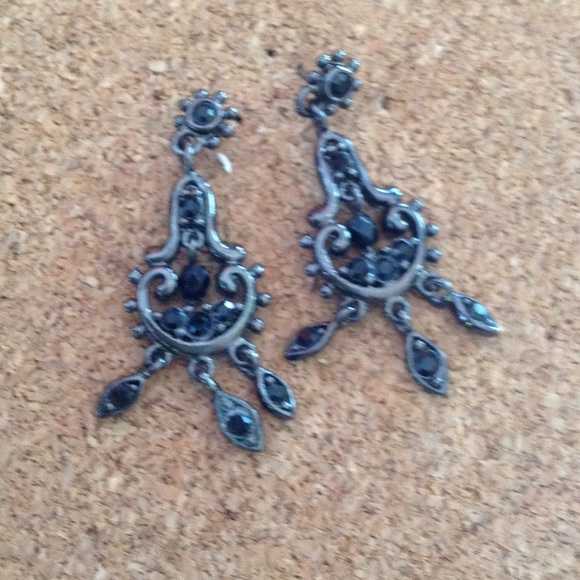 Art deco earrings.