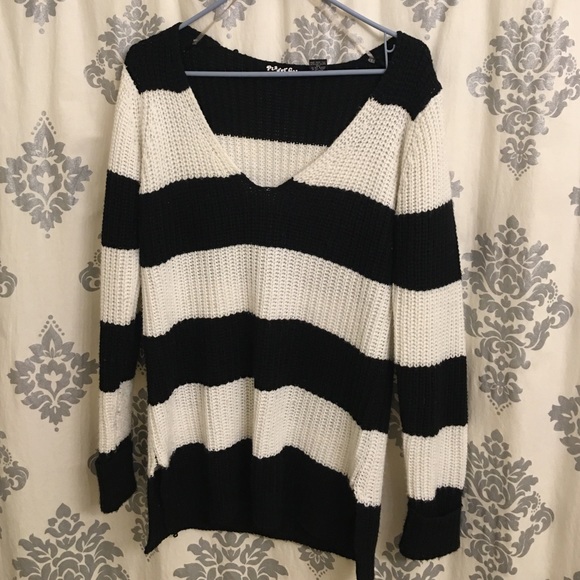 Cozy stripped sweater - Picture 1 of 1
